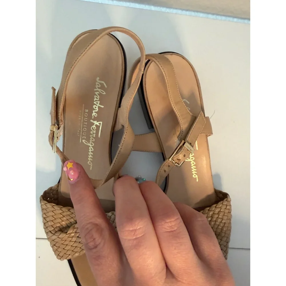 Salvatore Ferragamo Woven Leather Block Heel Sandals Tan Beige Size 8 B Italy